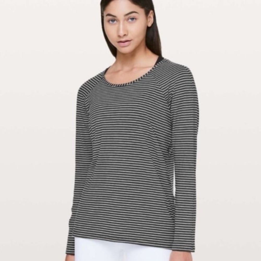 Lululemon Emerald Long Sleeve Athletic Top in Modern Stripe Heathered Gray/White